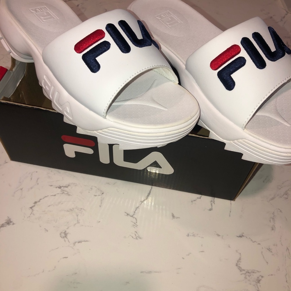 Fila Disruptor Platform Slides